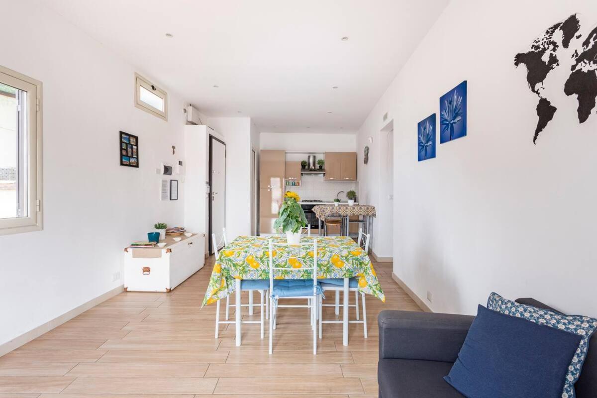 Frank'S House - Appartamento Con Terrazzo In Centro パレルモ エクステリア 写真