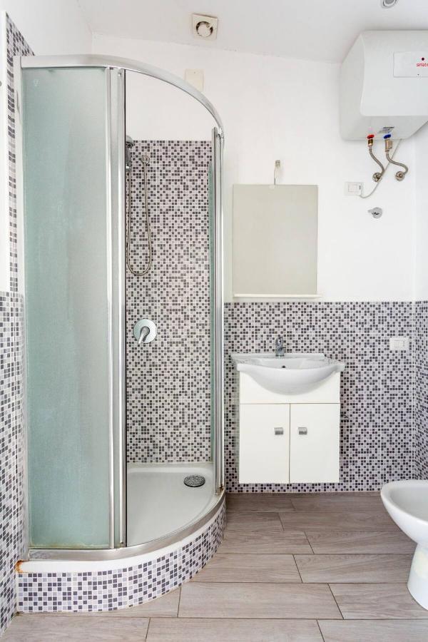 Frank'S House - Appartamento Con Terrazzo In Centro パレルモ エクステリア 写真